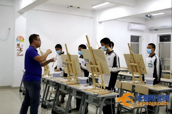 微信图片_20201027133518_调整大小.jpg